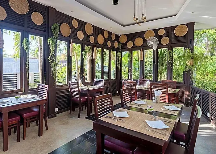 Grange Boutique Hotel 4*